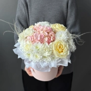 Композиция с ароматными розами &laquo;Цветочная акварель&raquo;  1