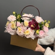 Композиция с кустовой розой 2