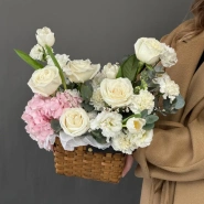 Корзина с цветами нежная😍 0