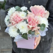 Сумочка с французскими розами &laquo;С Днем рождения!&raquo; + открытка в подарок 🎁 0