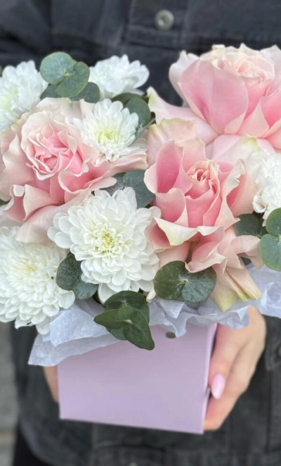 Сумочка с французскими розами «С Днем рождения!» + открытка в подарок 🎁