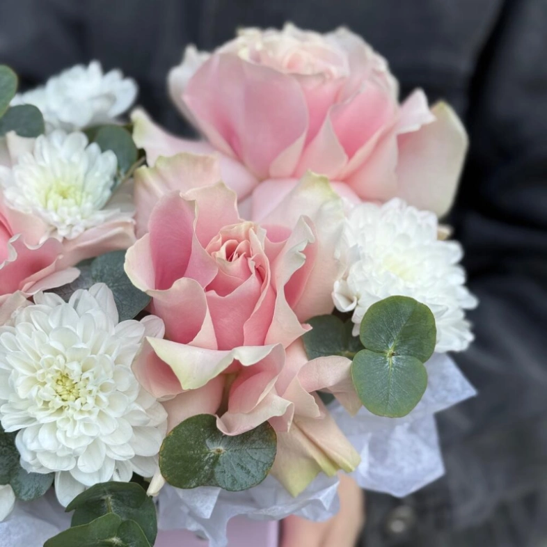 Сумочка с французскими розами &laquo;С Днем рождения!&raquo; + открытка в подарок 🎁