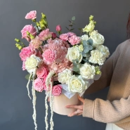 Композиция в коробке &laquo;Аристократическая нежность&raquo;  0