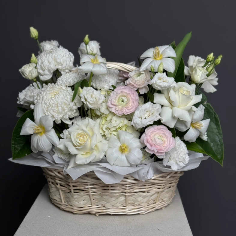 Дыхание весны в плетёной корзине