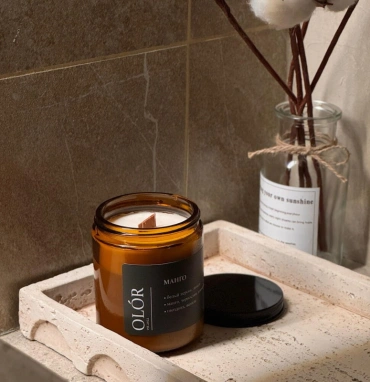 Ароматическая свеча ручной работы «Манго» 240 мл