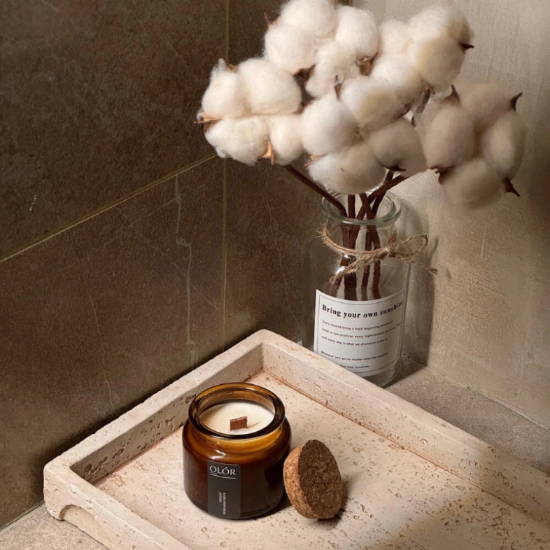 Ароматическая свеча ручной работы &laquo;Кашемировое дерево&raquo; 100 мл