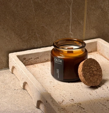 Ароматическая свеча ручной работы «Кашемировое дерево» 100 мл