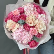 &laquo;Малиновый пломбир&raquo; с кустовыми и французскими розами 3