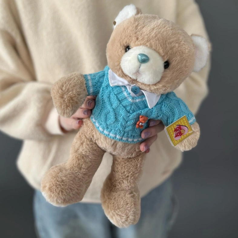 Игрушка уютный мишка в свитере