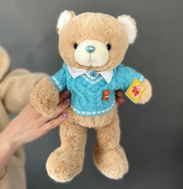 Игрушка уютный мишка в свитере