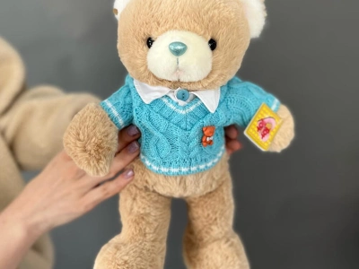 Игрушка уютный мишка в свитере
