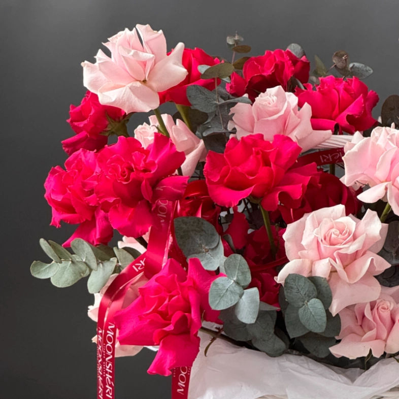 Корзина французских роз &laquo;WOW&raquo; 35 роз