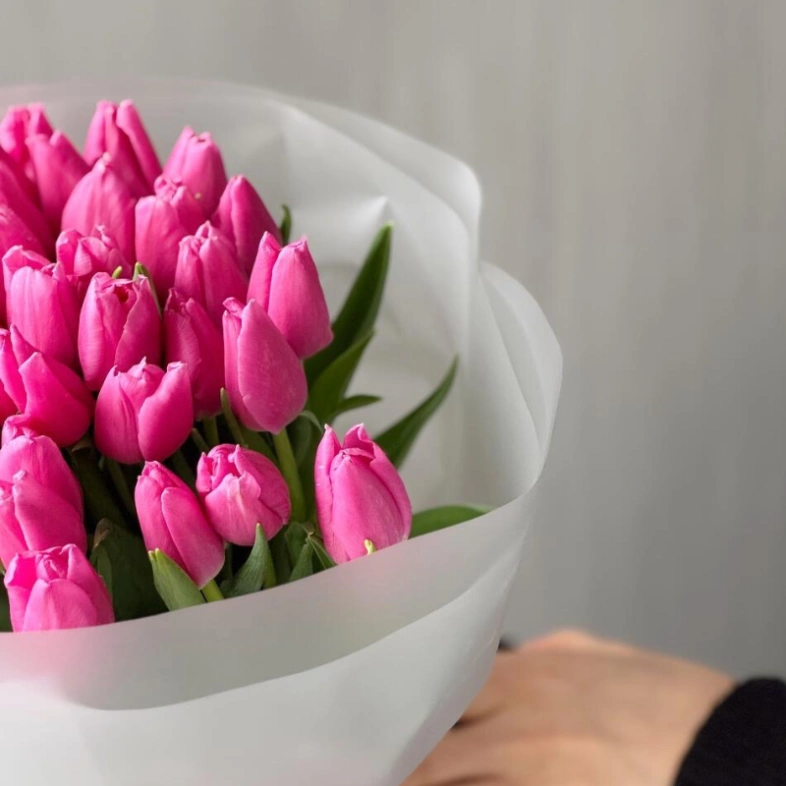 Роскошное моно из розовых тюльпанов
