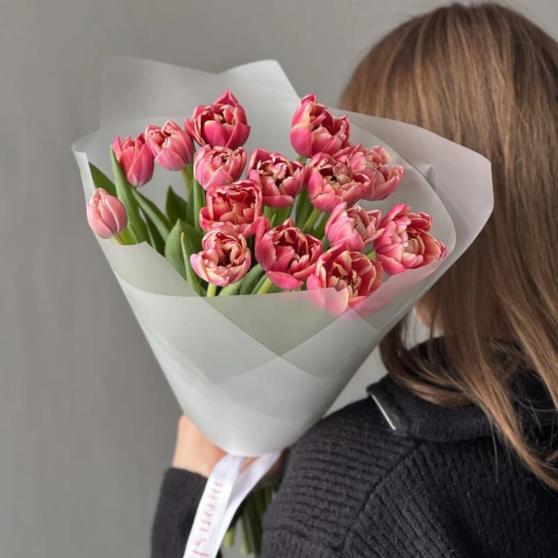 Шикарное моно из пионовидных тюльпанов