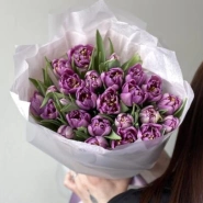 Монобукет из фиолетовых тюльпанов 0