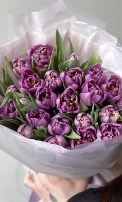 Монобукет из фиолетовых тюльпанов