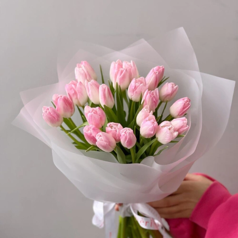 Нежно розовые тюльпаны 25