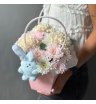 Цветы в коробке и зайка 1
