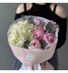 Авторский букет с нежными пионами и гортензией 1