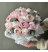 Цветы в коробке Пионы и эвкалипт 2