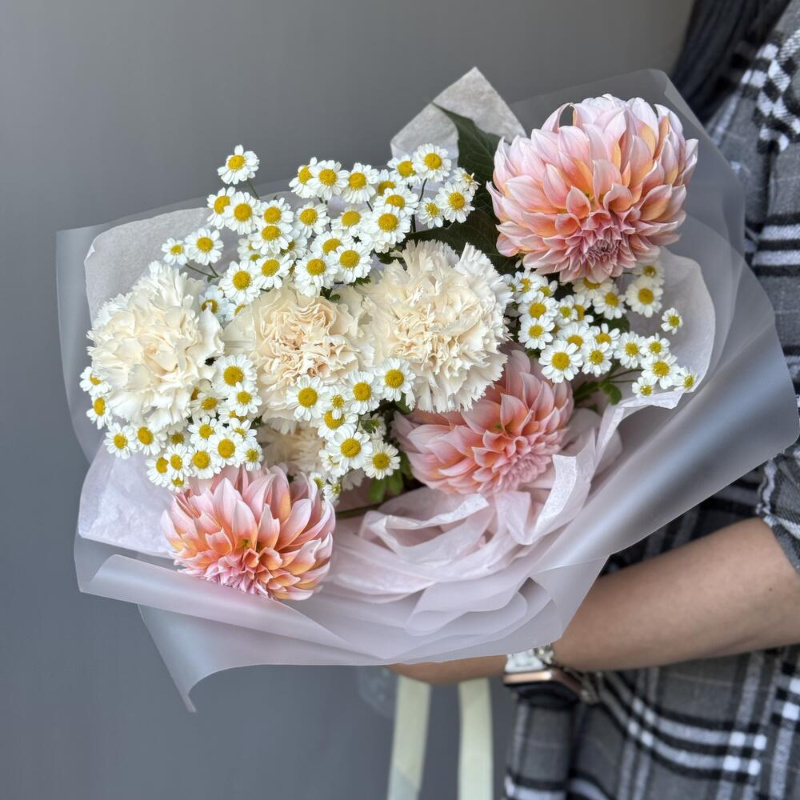 Сезонный букет с георгинами N2 1