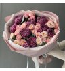Сборный букет с сезонными хризантемами и кустовыми розами 2
